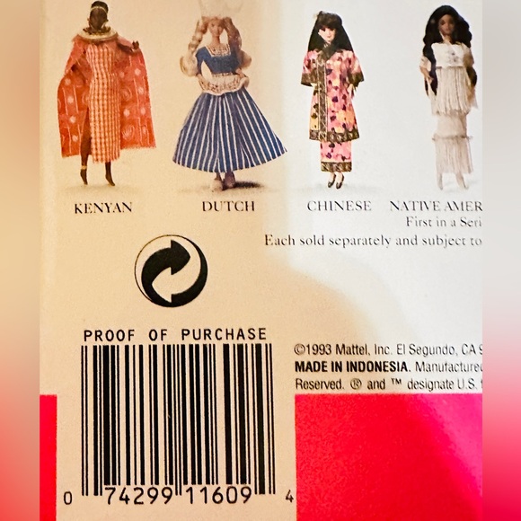•1992 Native American Barbie 2nd Ed, from the Dolls of the World Series #2753 - Picture 7 of 7